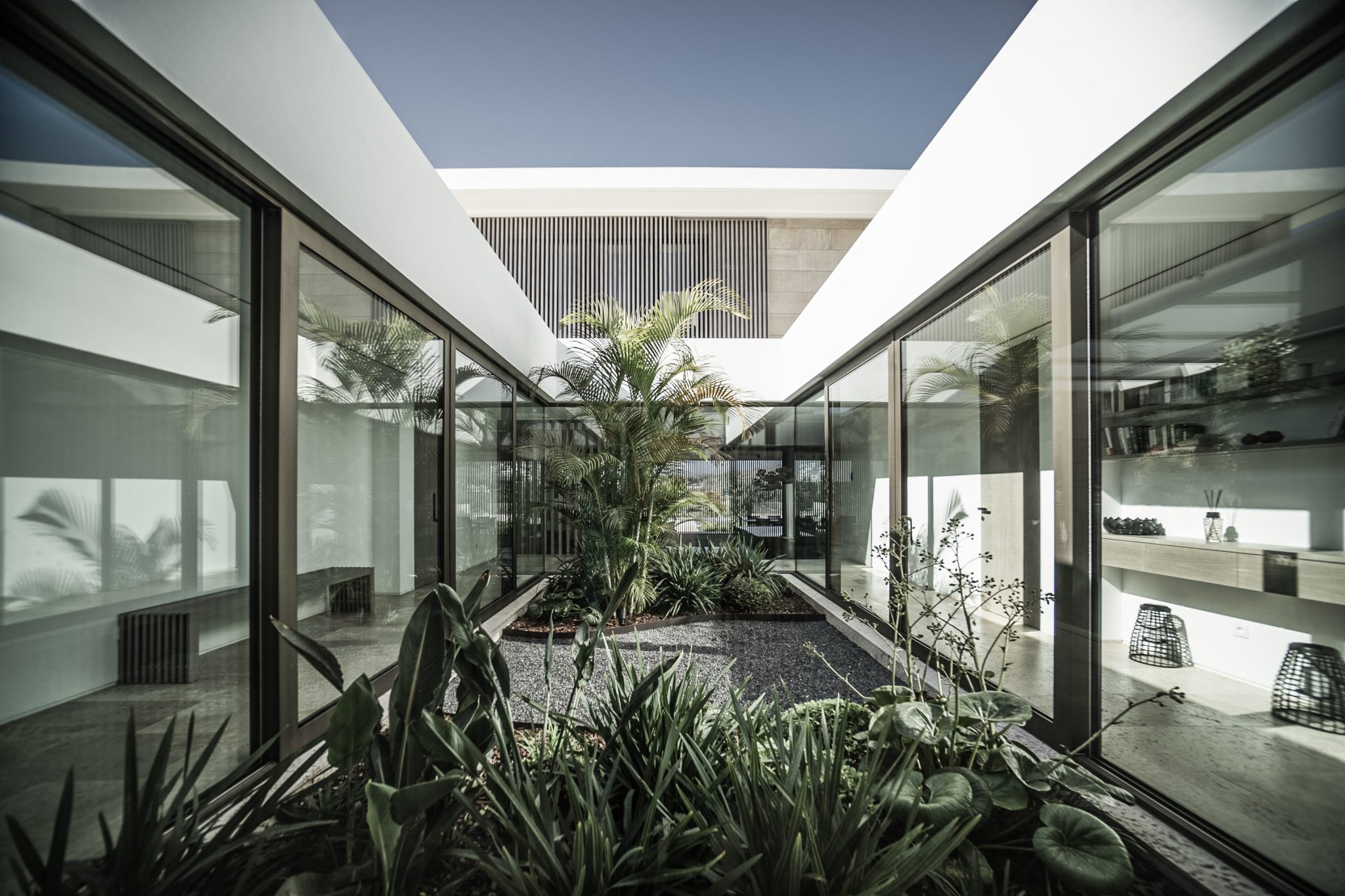 VILLA LE MERDIENNE MARBELLA by ARK Architects 2