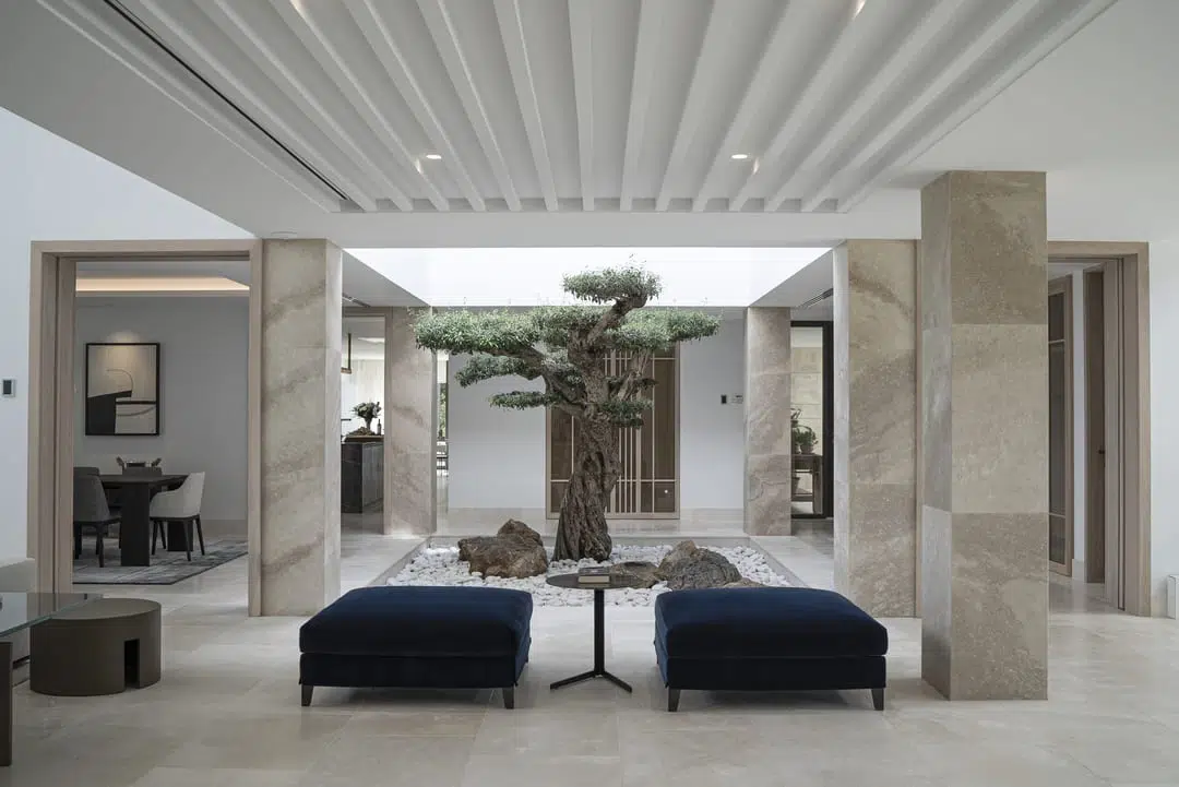 diseño biofilico de una villa en Sotogrande by ARK Architects