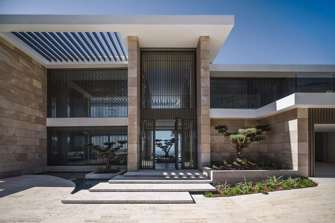 villa de lujo silencioso en la zagaleta
